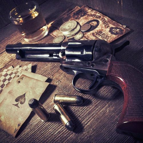 REVOLVER